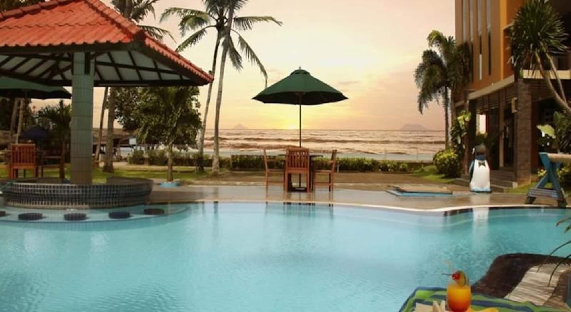 The Jayakarta Villas Anyer Exterior photo